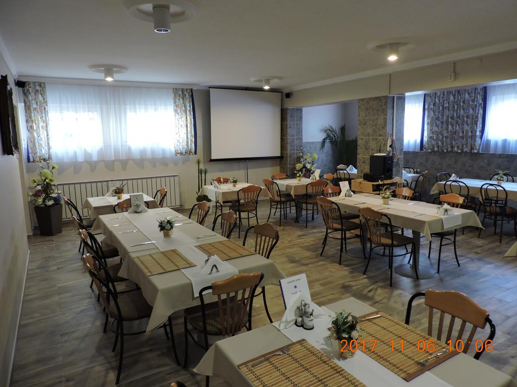 Marvany Panzio Hajdúszoboszló Exterior foto