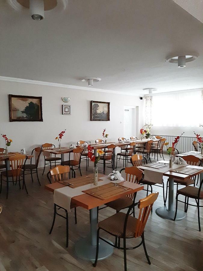 Marvany Panzio Hajdúszoboszló Exterior foto